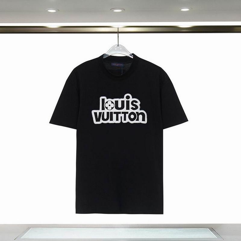 Louis Vuitton Men's T-shirts 2033